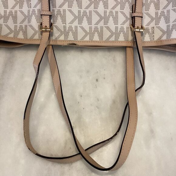 Michael Kors Monogram Carry All Tote Bag - Picture 11 of 15